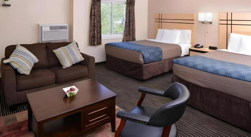 Econo Lodge Rochester I-90 & I-390 Exterior photo